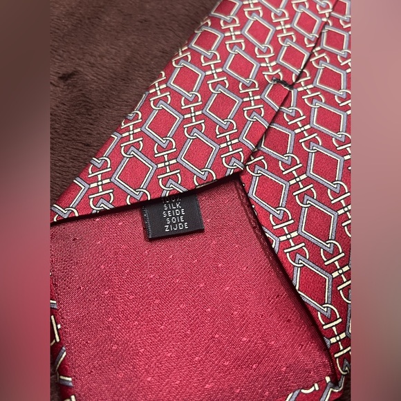 Silk Ties - Picture 5 of 8